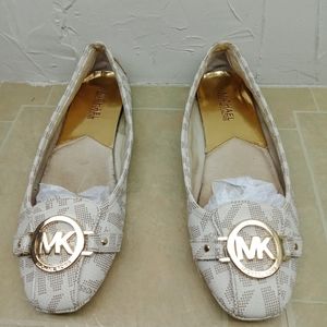 Michael Kors Flats 7.5